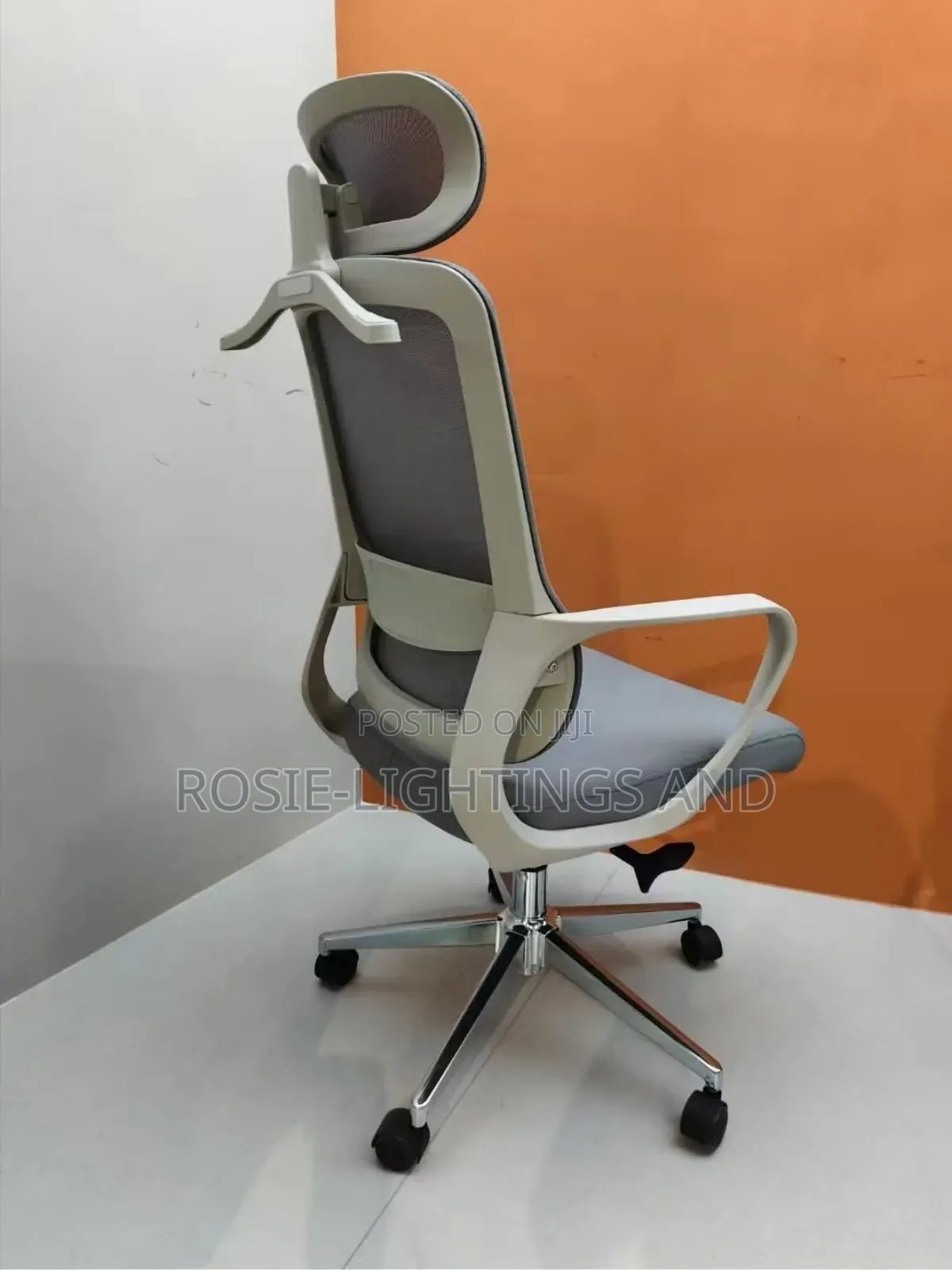 Simple Home Office Swivel Mesh Office Chair With Headrest - Gray