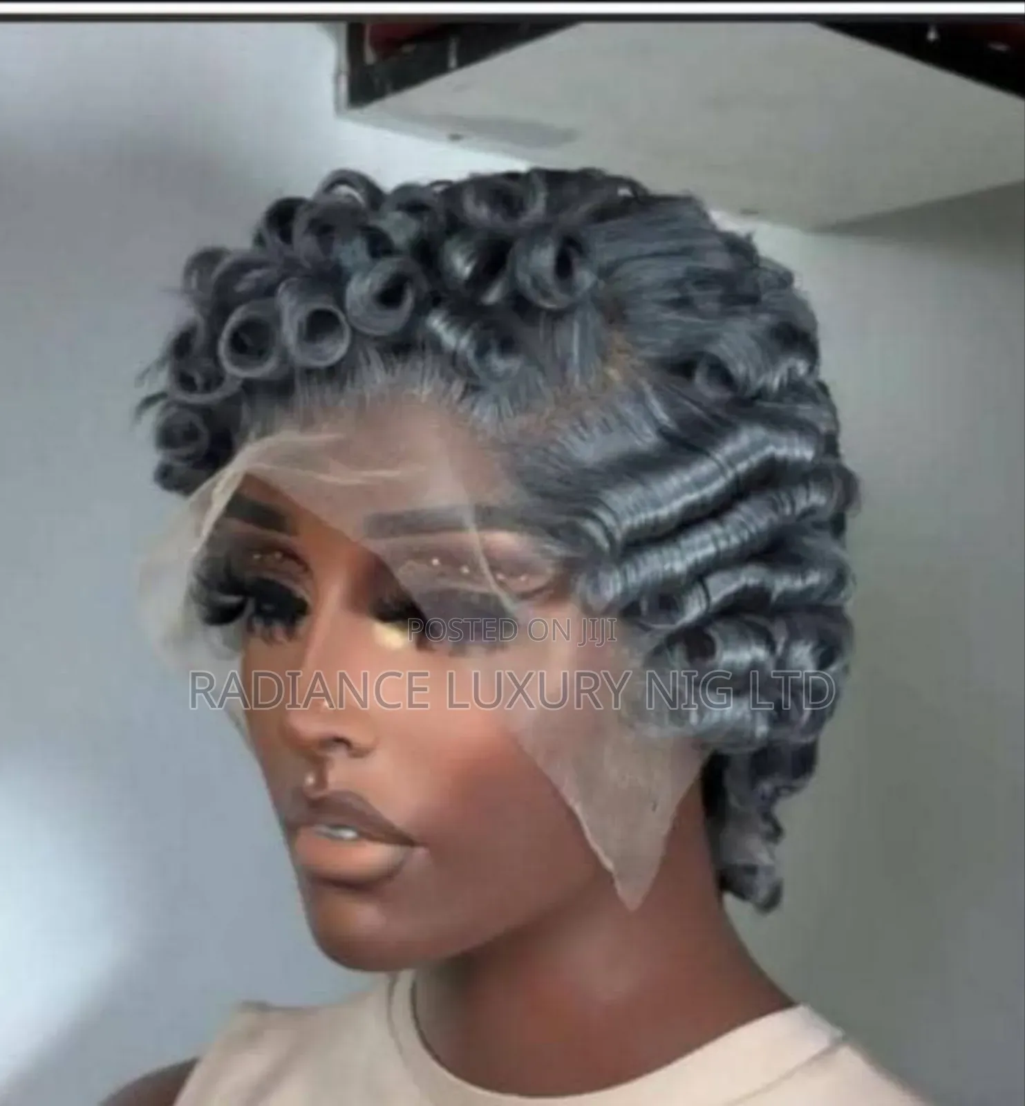 Tiwa Frontal