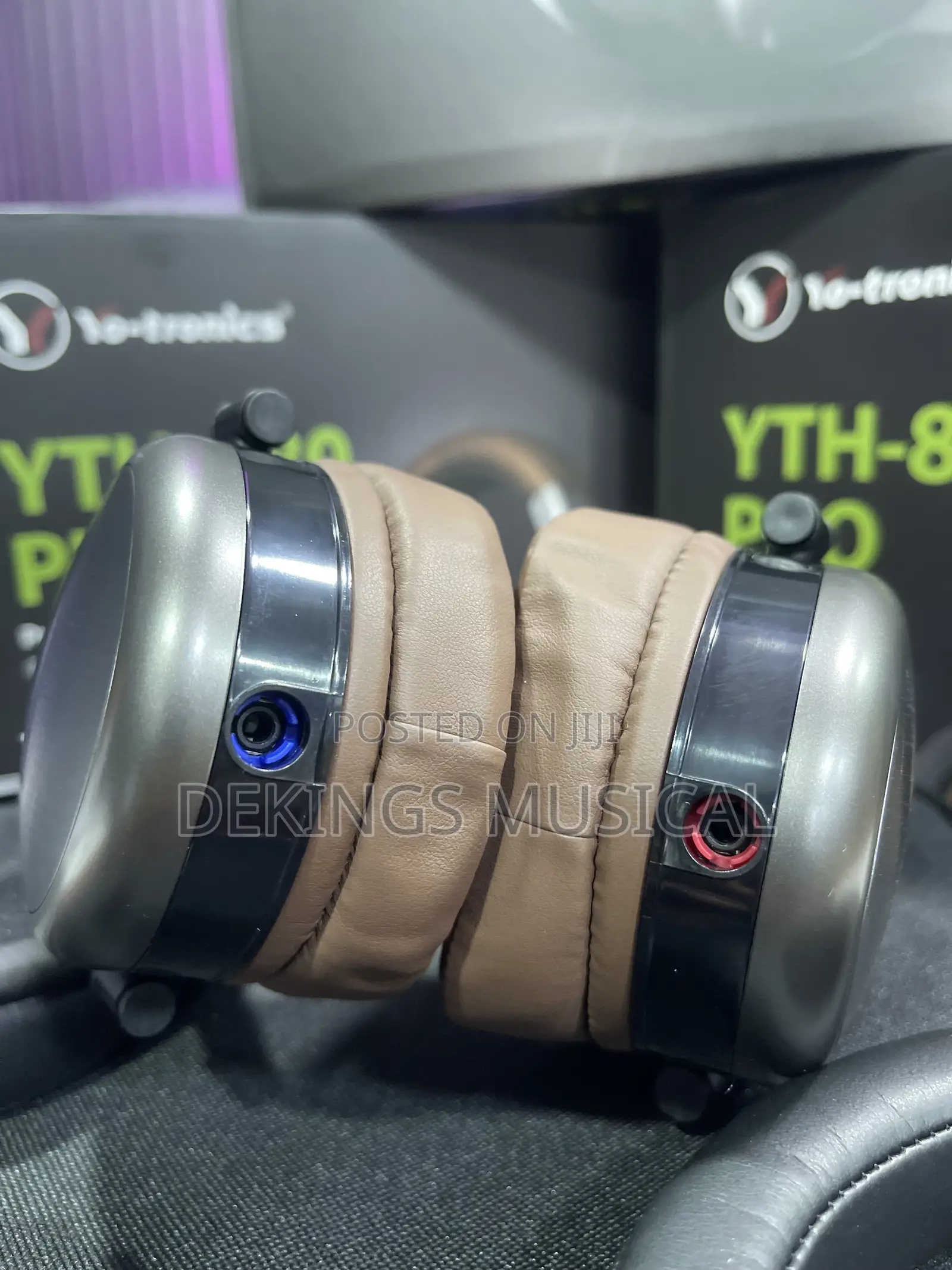 Yo-Tronics Yth-880 Pro Professional Closed-Type Headphones