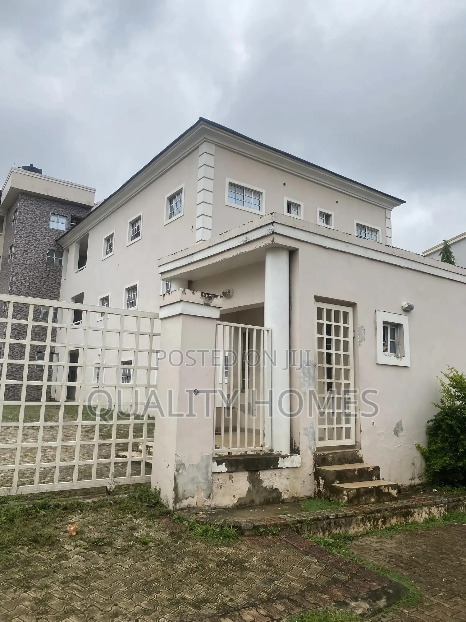 Furnished 20bdrm Duplex in Katampe for sale