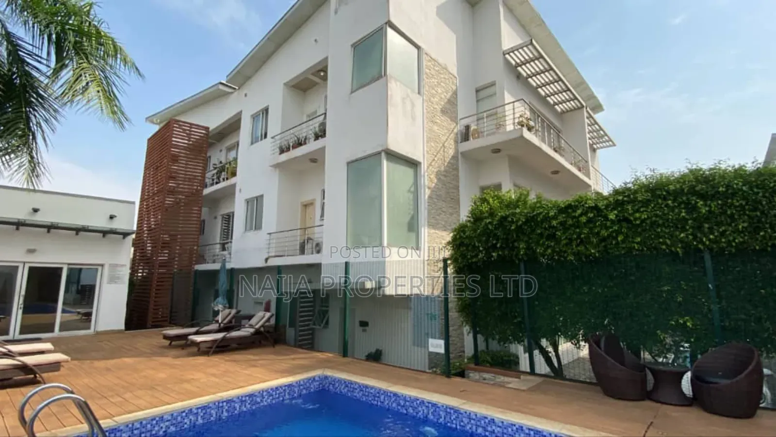 3bdrm Apartment in Banana Island, Ikoyi for sale