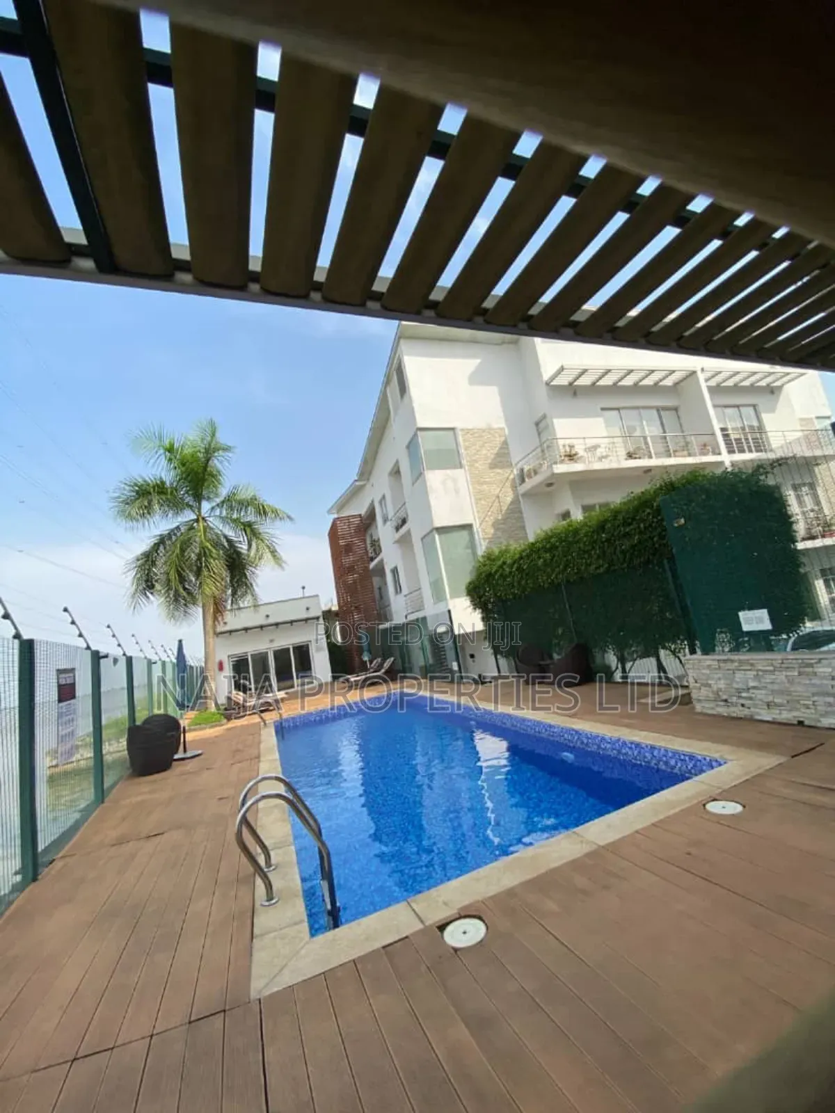 3bdrm Apartment in Banana Island, Ikoyi for sale