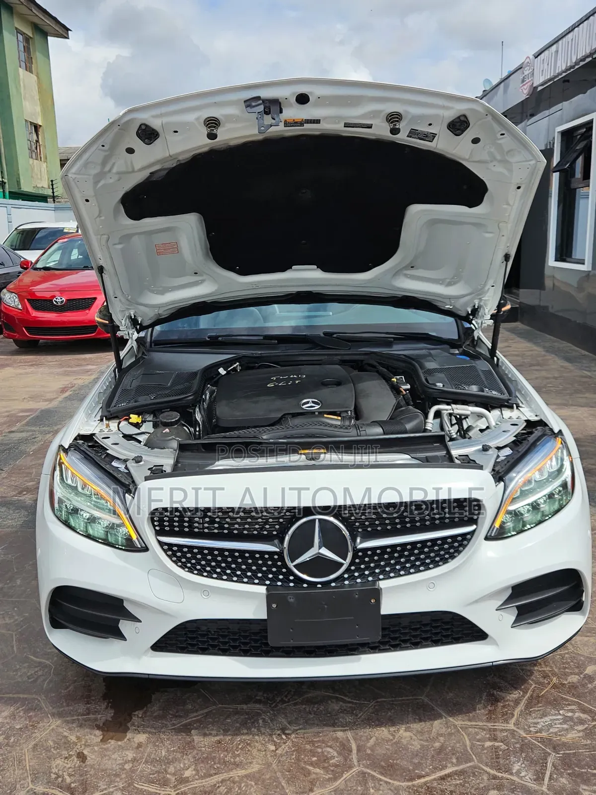 Mercedes-Benz C300 2021 White