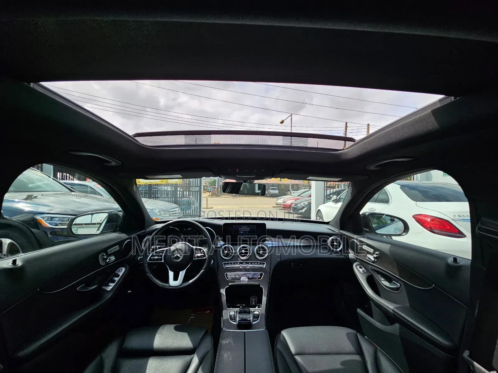 Mercedes-Benz C300 2021 White