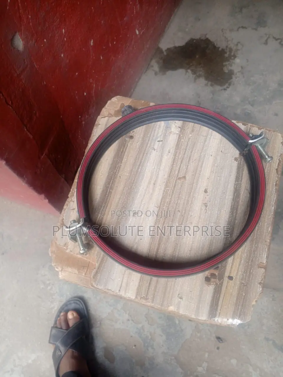 Heavy Duty Rubber Clip