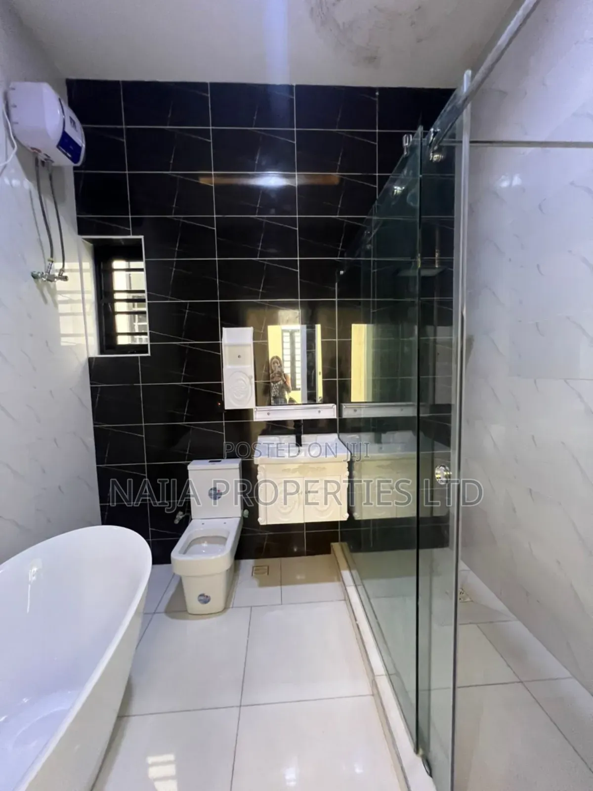4bdrm Duplex in Lbs, Sangotedo for sale