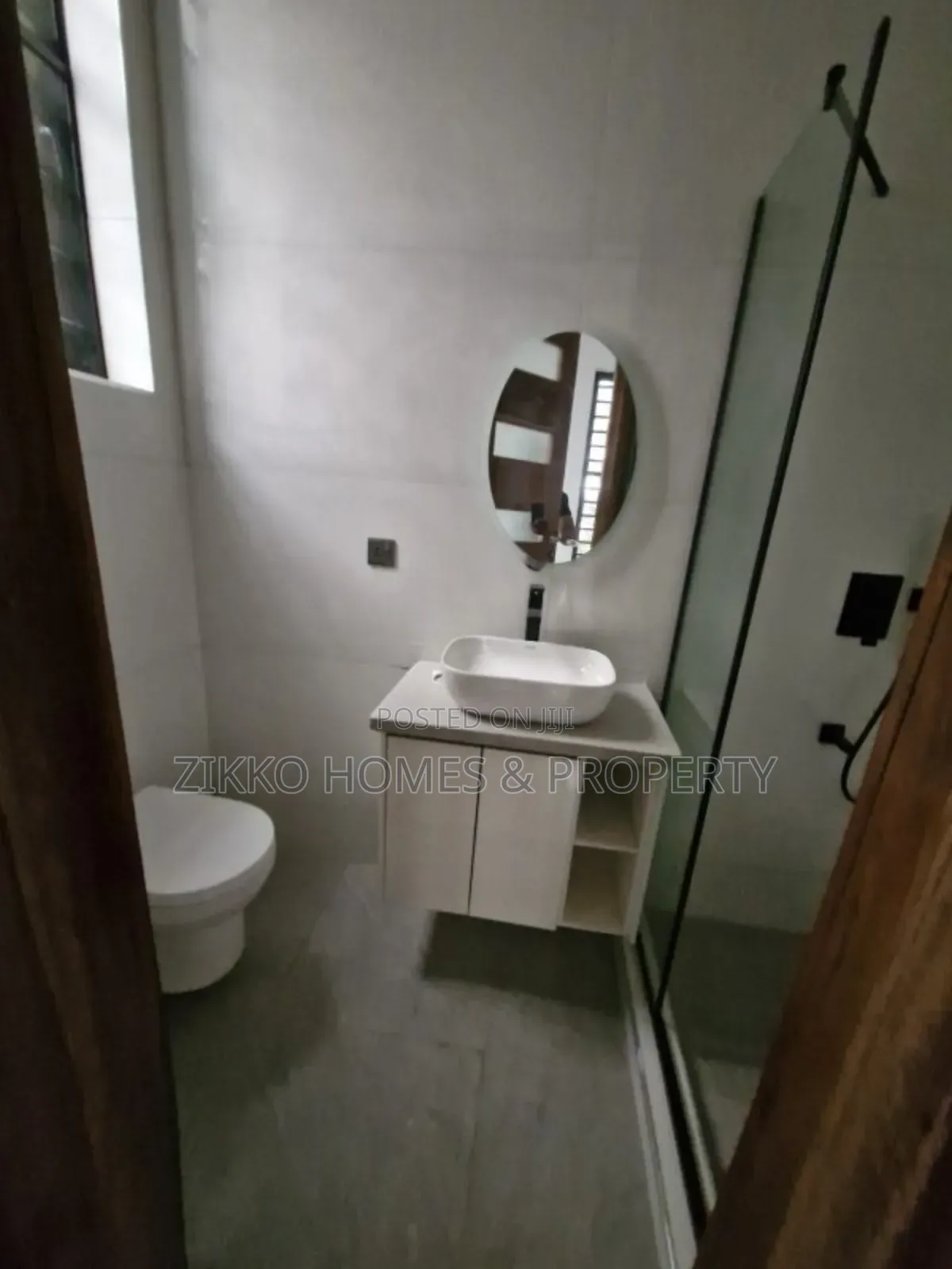 5bdrm Duplex in Megamound, Lekki for sale