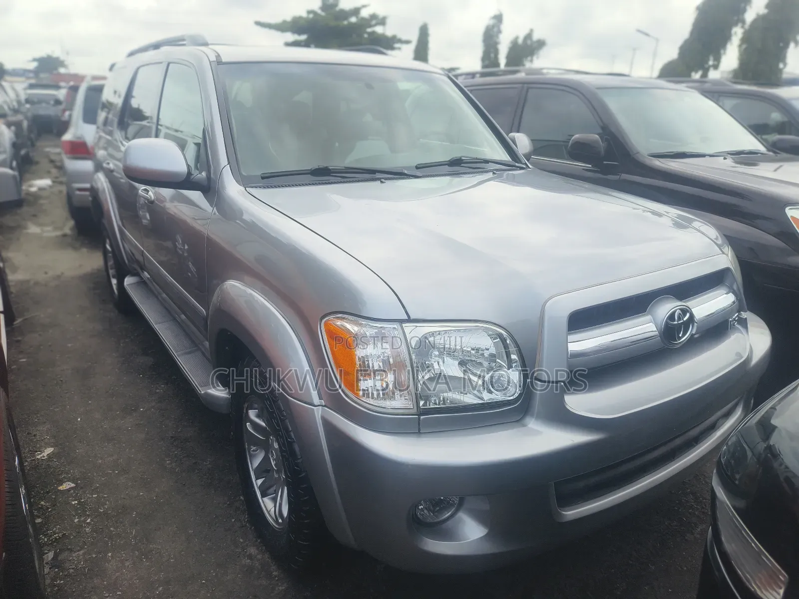 Toyota Sequoia Limited 4dr SUV 4WD (4.7L 8cyl 5A) 2007 Silver