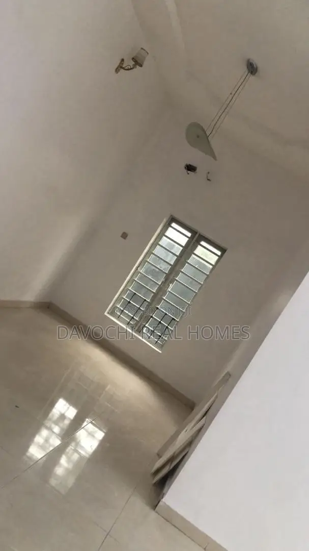 4bdrm Duplex in Ogidan, Sangotedo for rent