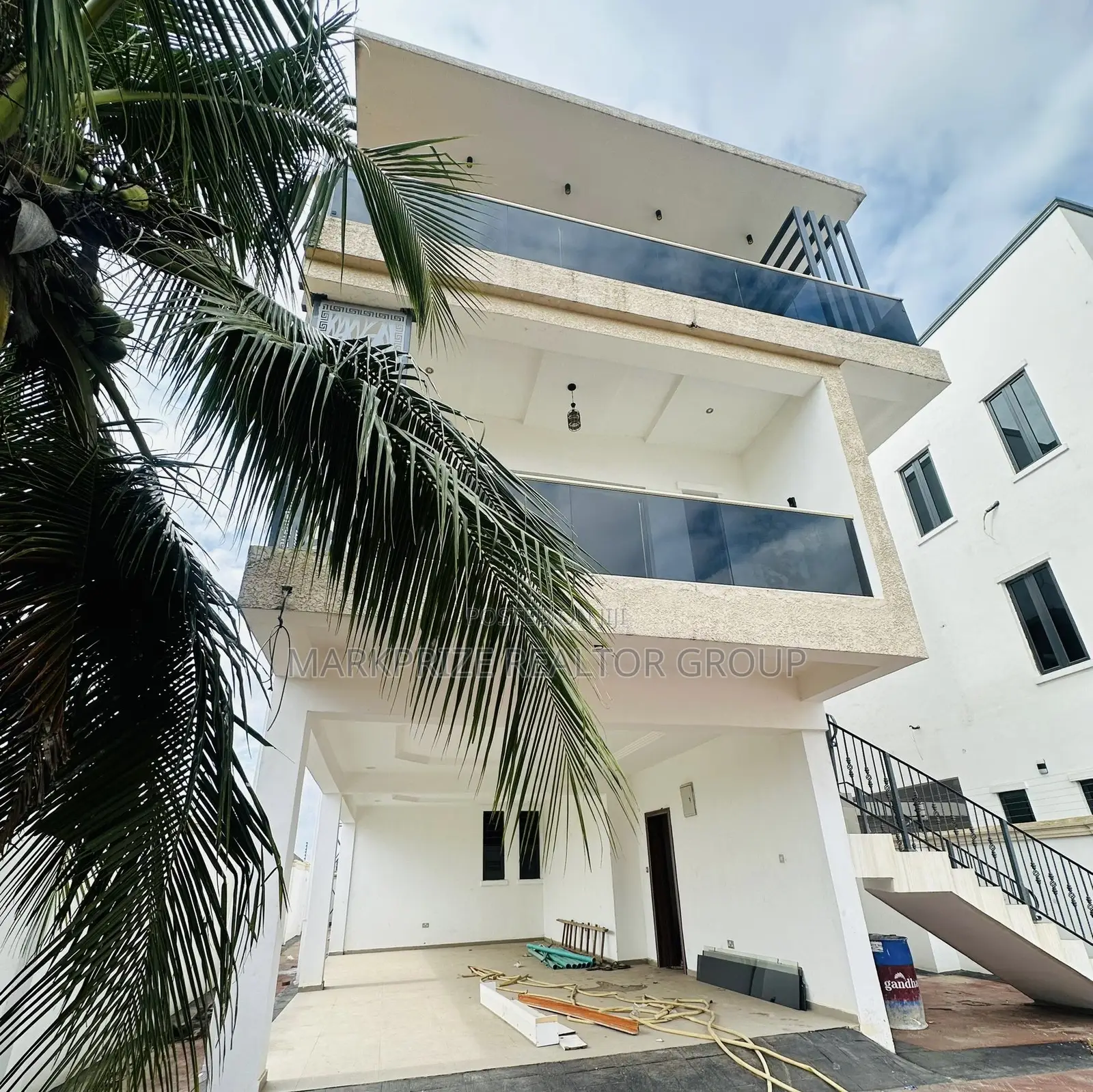 4bdrm Duplex in Magodo Phase 2 Lagos for sale