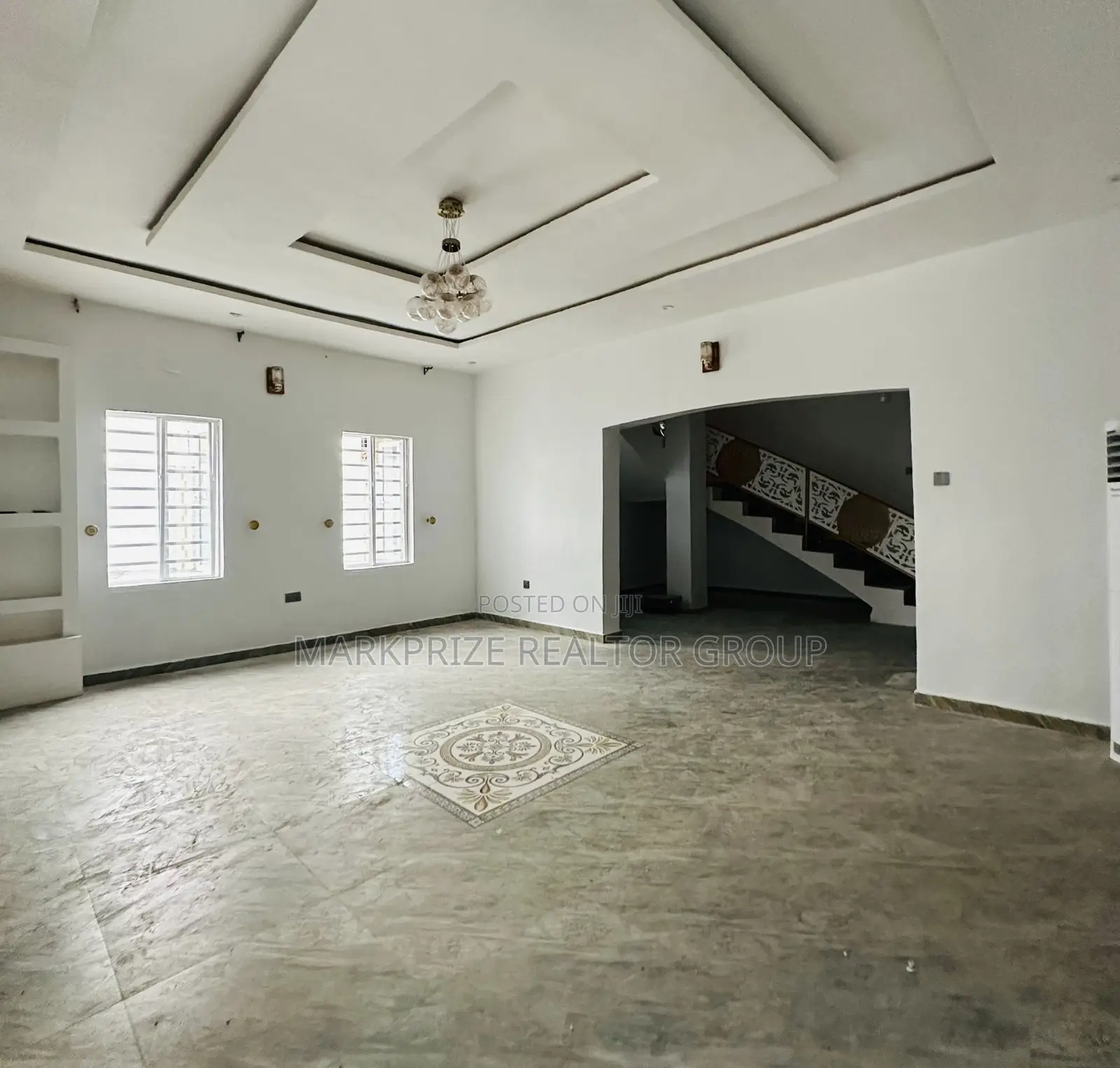 4bdrm Duplex in Agege Lagos for sale
