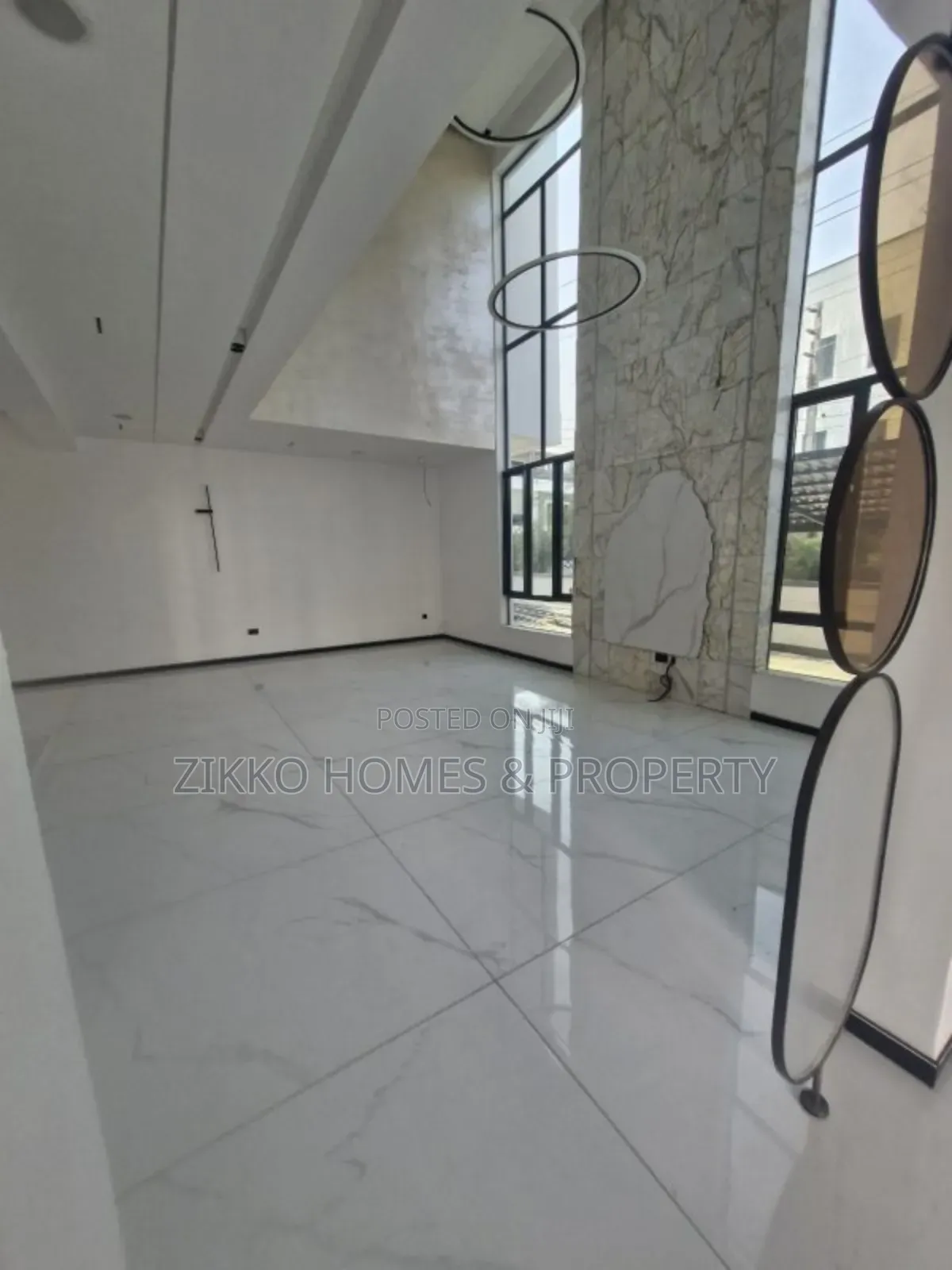 5bdrm Duplex in Megamound, Lekki for sale