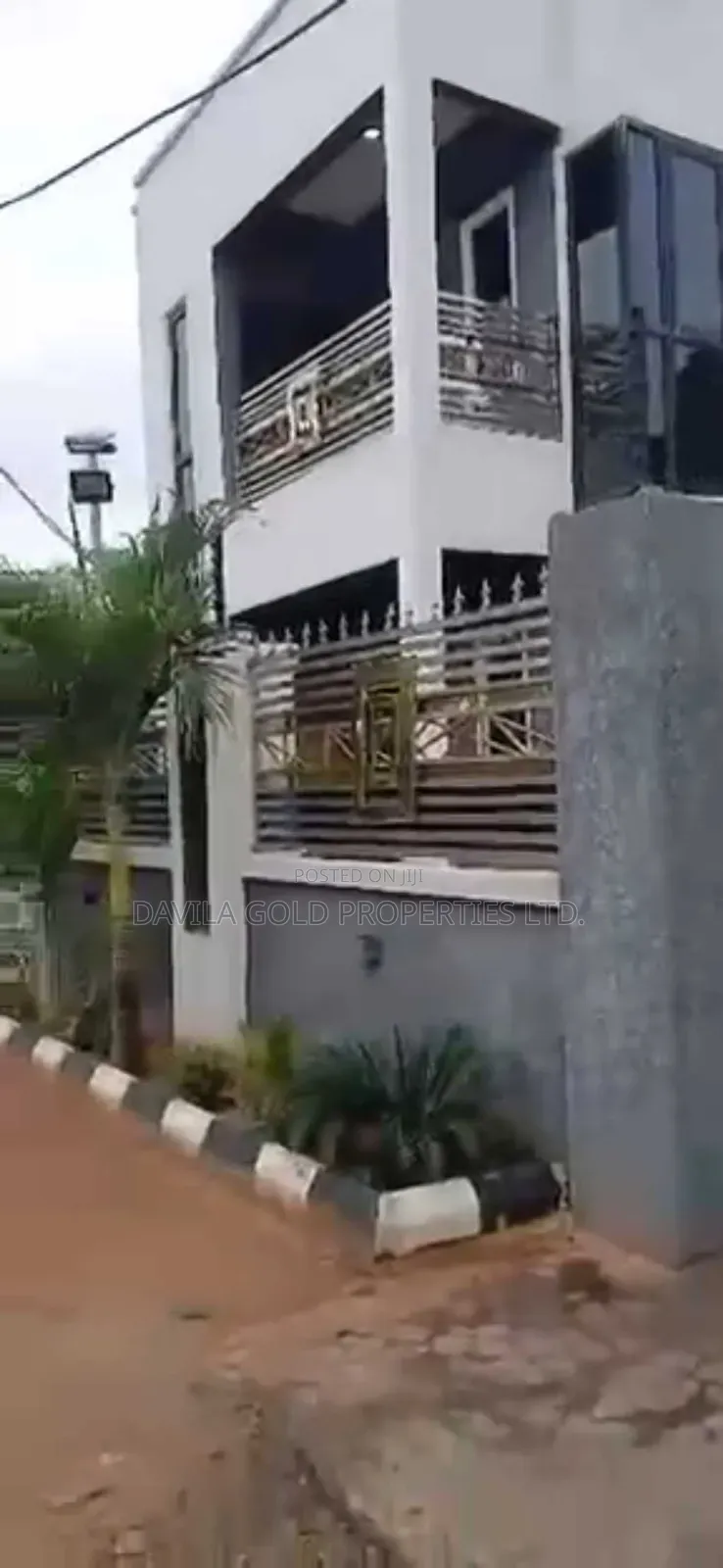 5bdrm Duplex in Benin City for sale