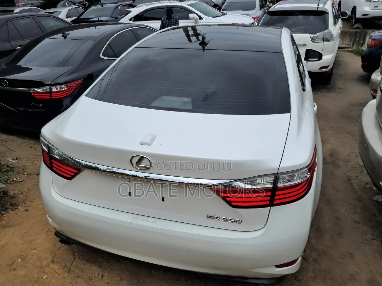 Lexus ES 350 FWD 2014 White