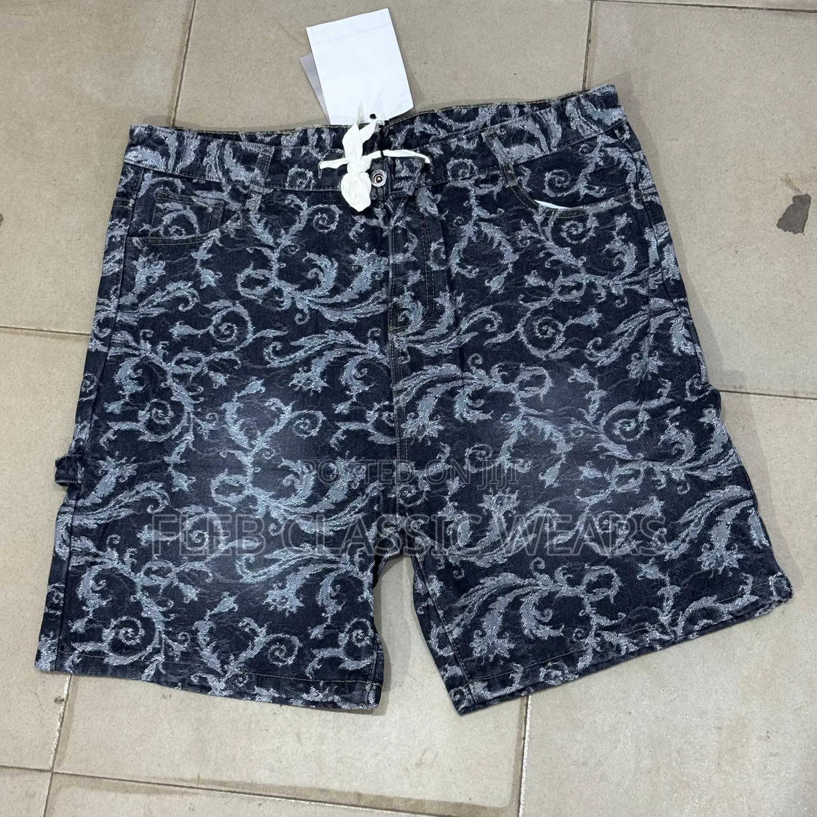 Luxury Denim Short Jean