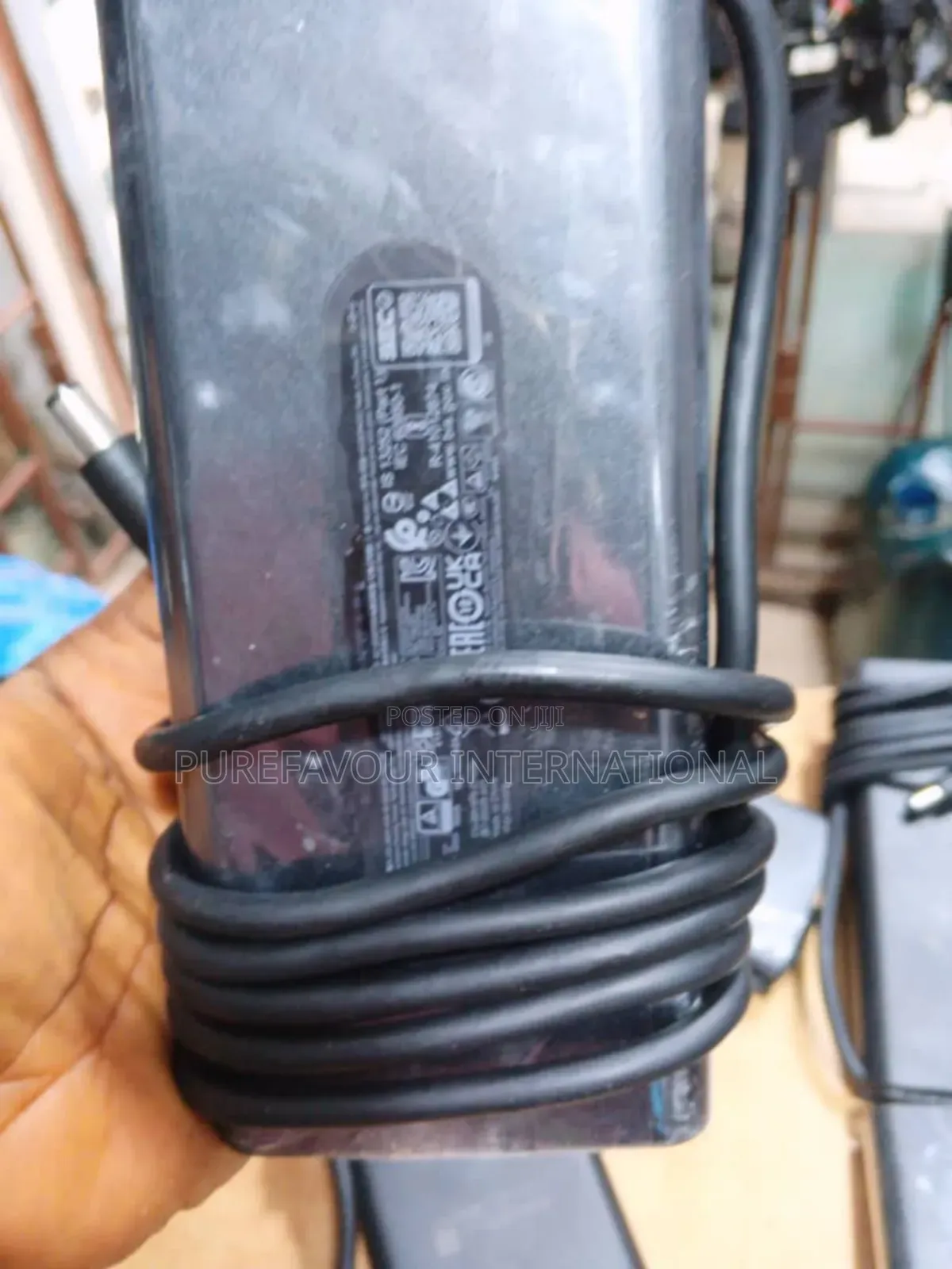 Uk Used Dell Alienware 330w Laptop Adapter 19.5v 16.9a Smooth Body