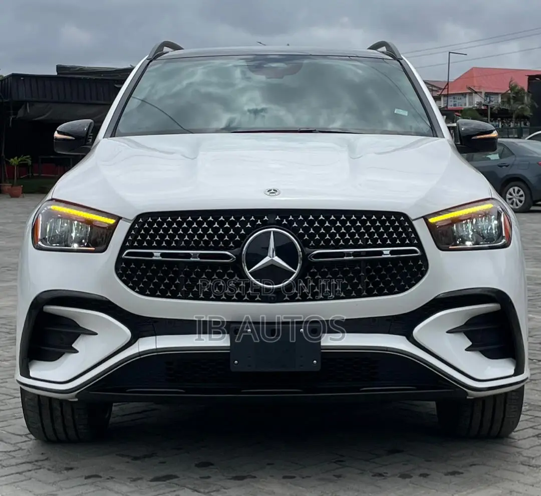 Mercedes-Benz GLE-Class 2025 White
