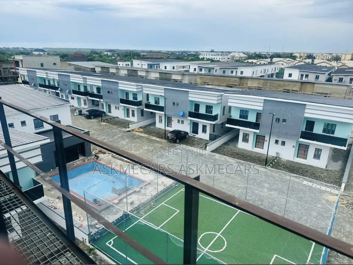 3bdrm Duplex in De Avacado Luxury &, Abijo for rent