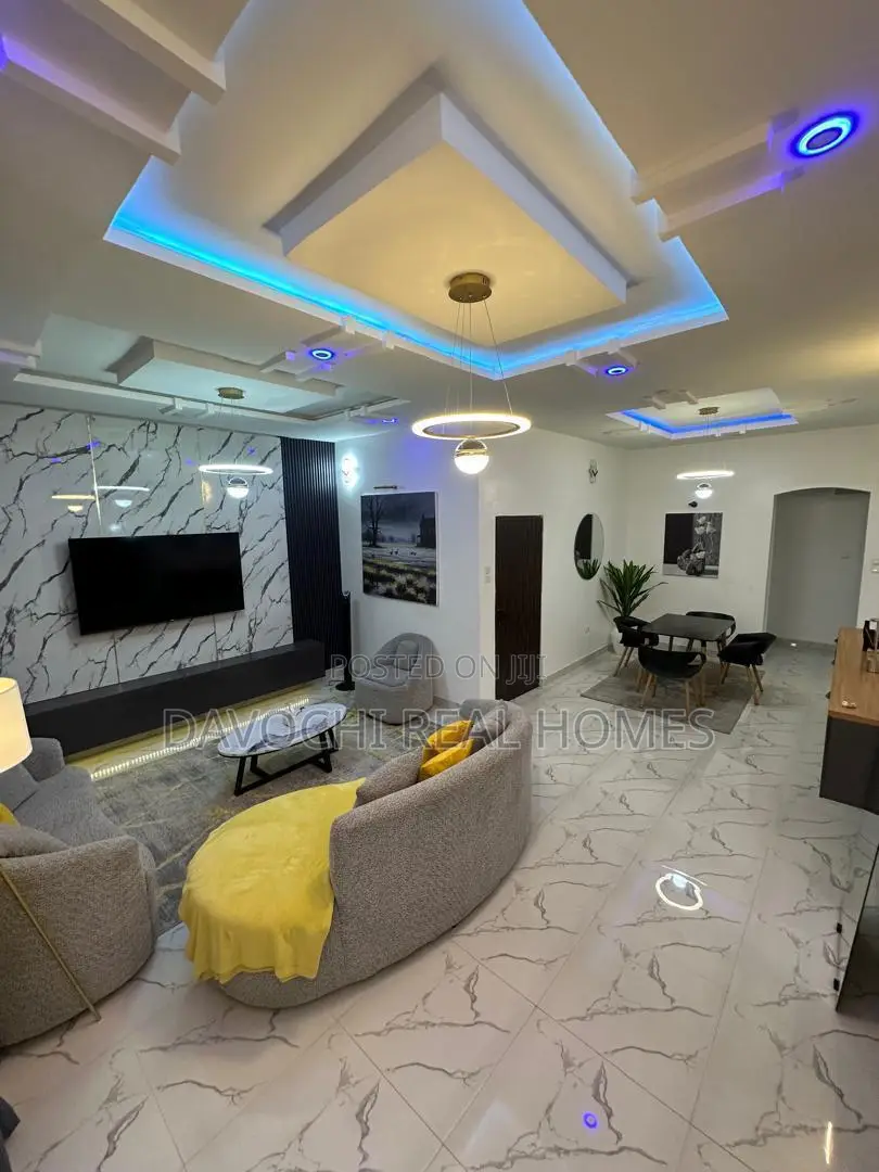 Furnished 3bdrm Apartment in Lekki Phase1 for rent
