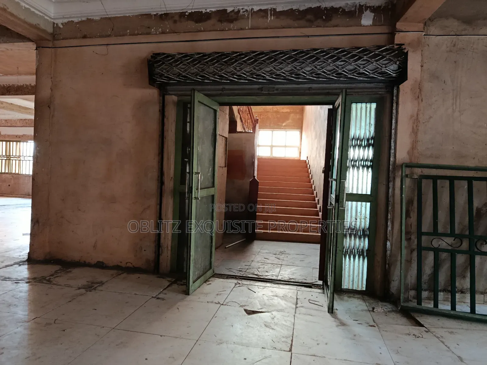 Big Warehouse for Rent Upstairs