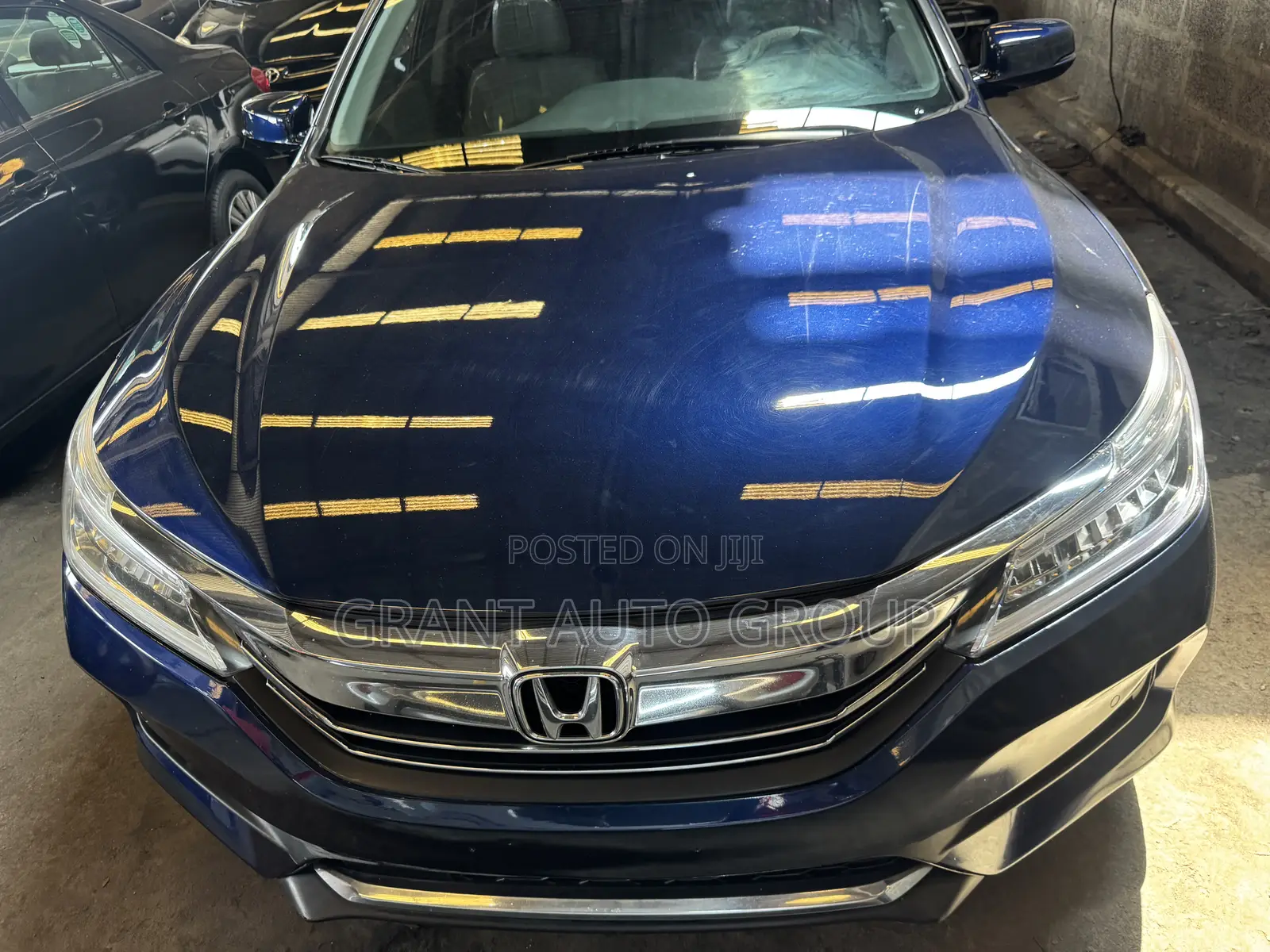Honda Accord Touring 4dr Sedan FWD (3.5L 6cyl 6A) 2016 Blue