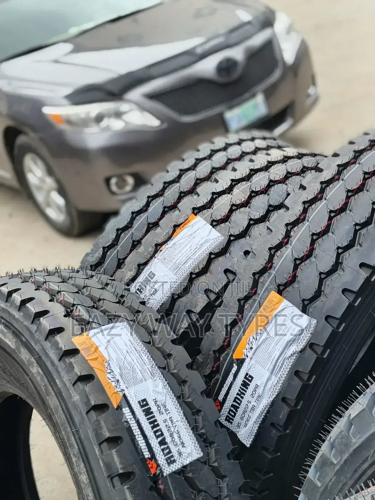 315/80r22.5 Roadhing and All Kinds of Tyres Available