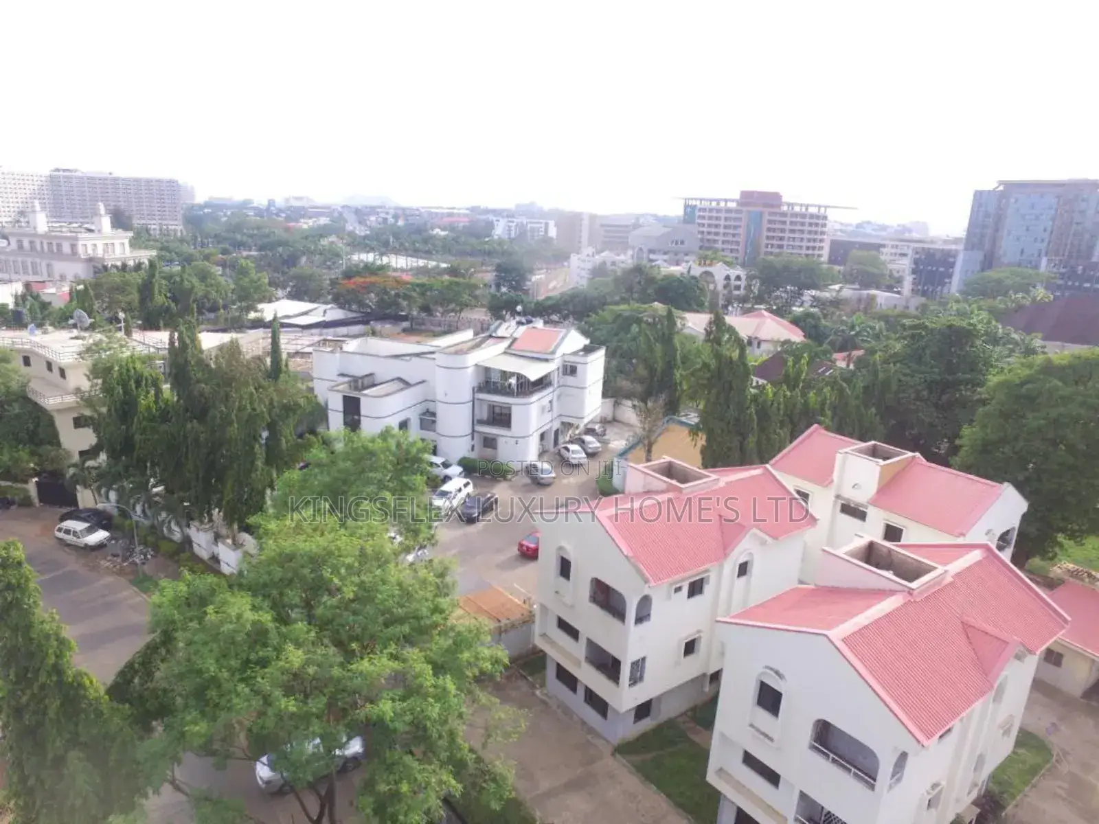 4bdrm Duplex in Maitama for sale