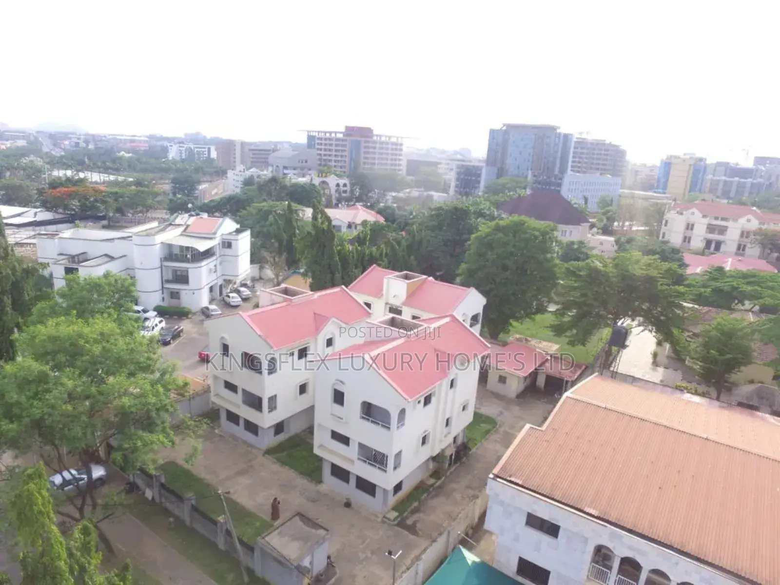 4bdrm Duplex in Maitama for sale