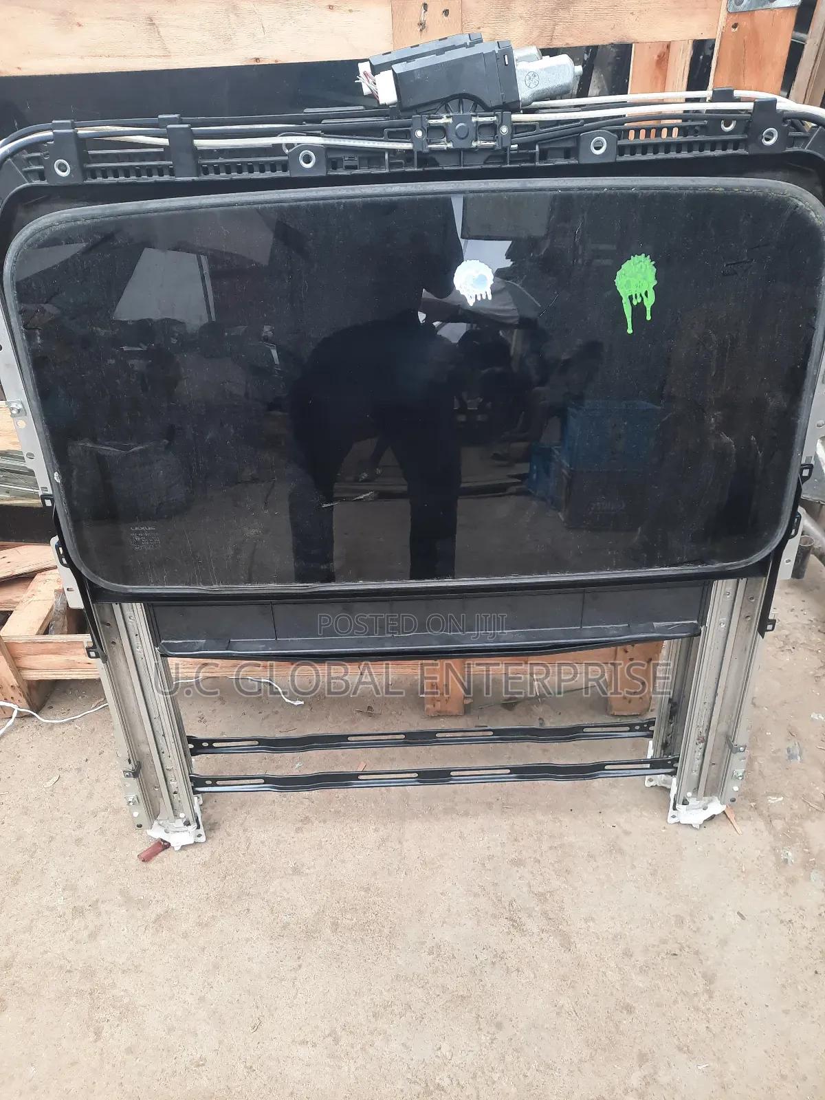Complete Roof Glass for Toyota Camry 2015 Available
