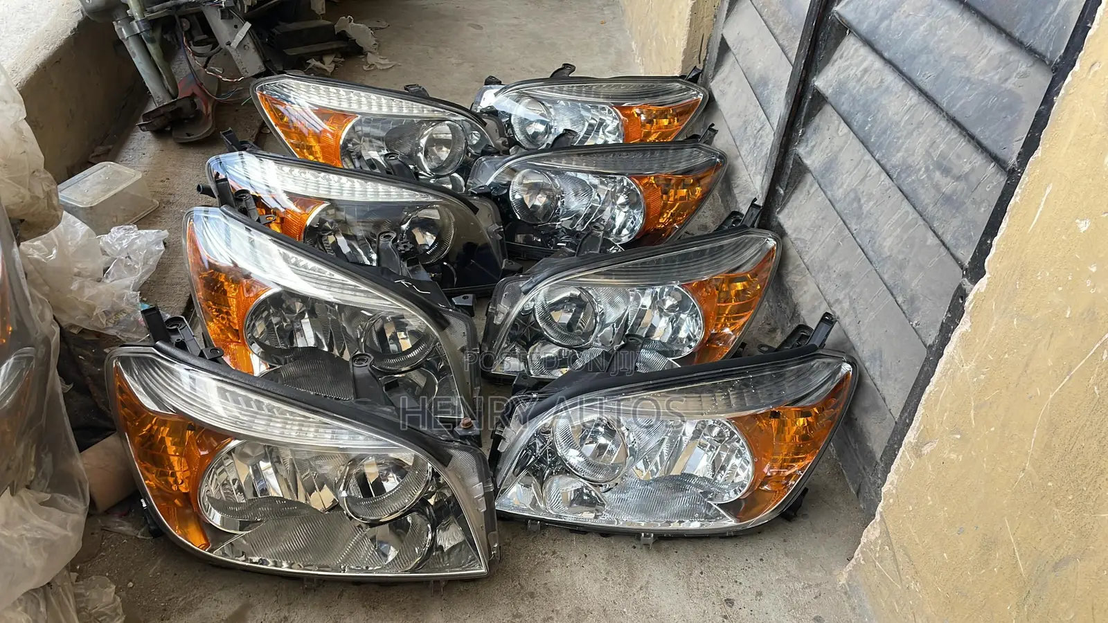 Set Headlamp Rav 4 2008