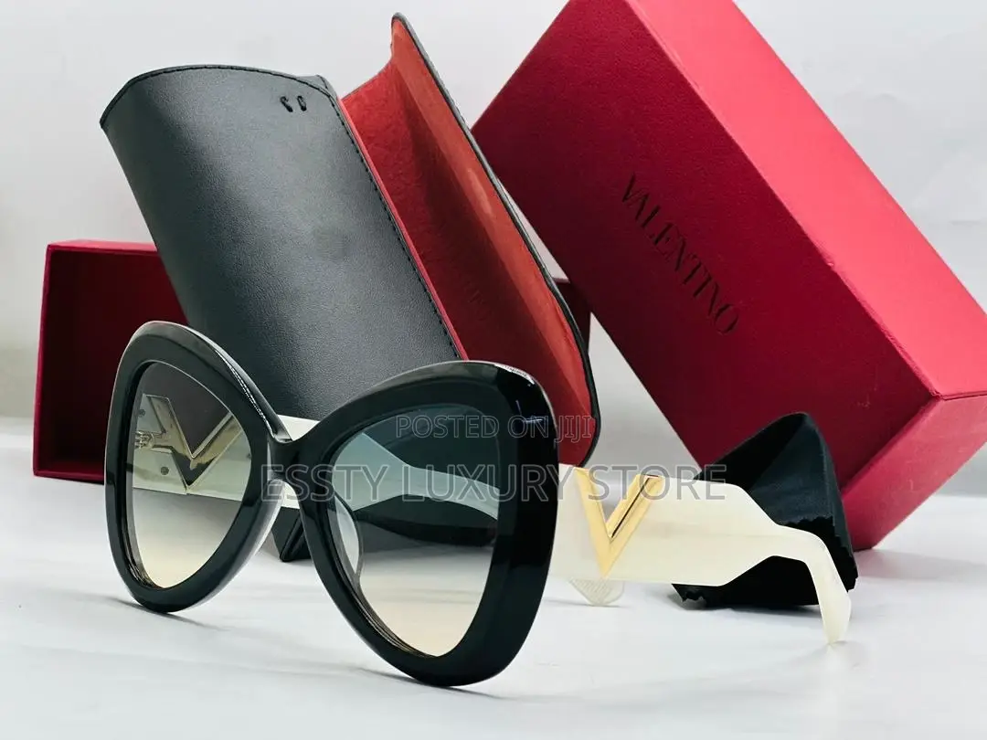 Quality Luxury Valentino Glasses