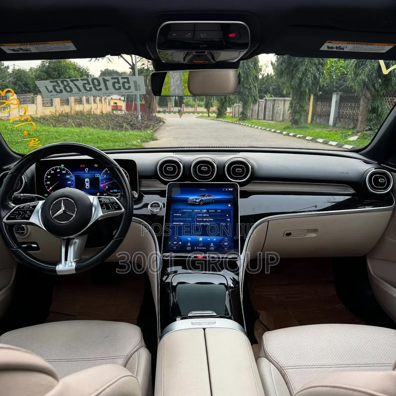 Mercedes-Benz C300 2023 Black