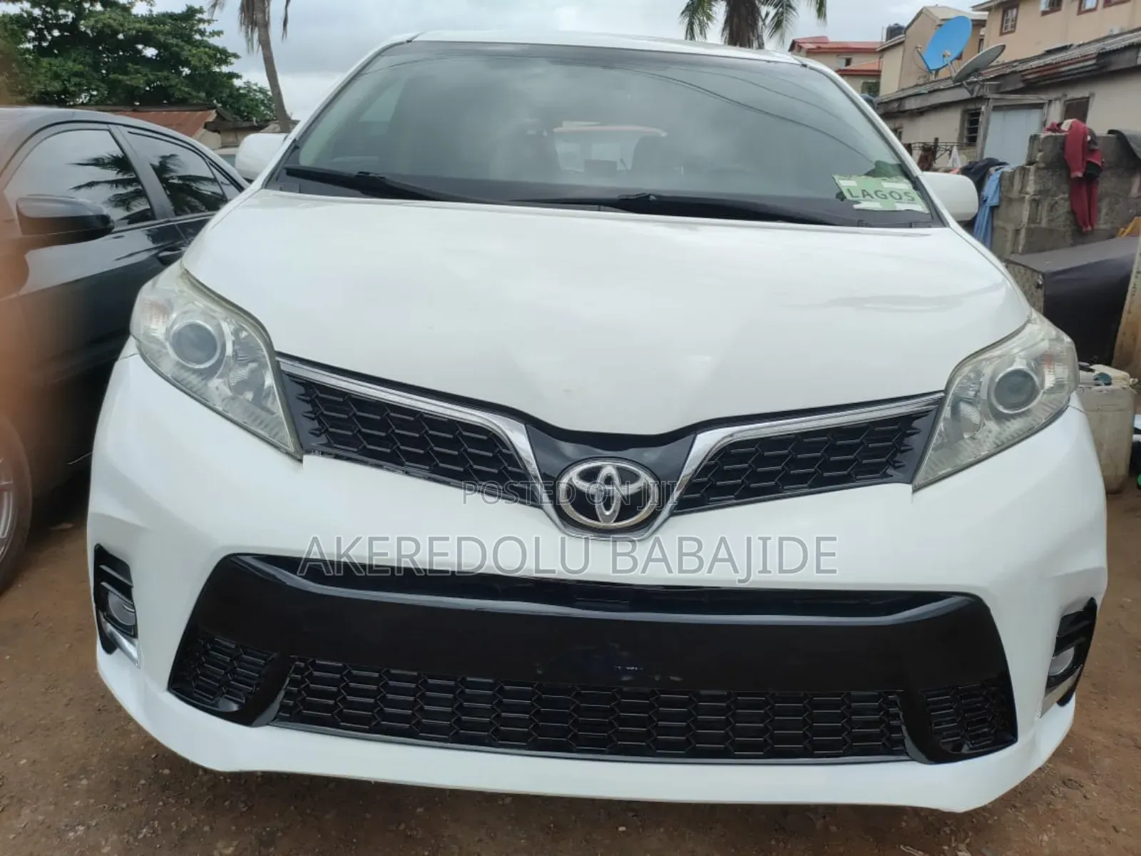 Toyota Sienna Limited 7 Passenger (3.5L 6cyl 6A) 2016 White