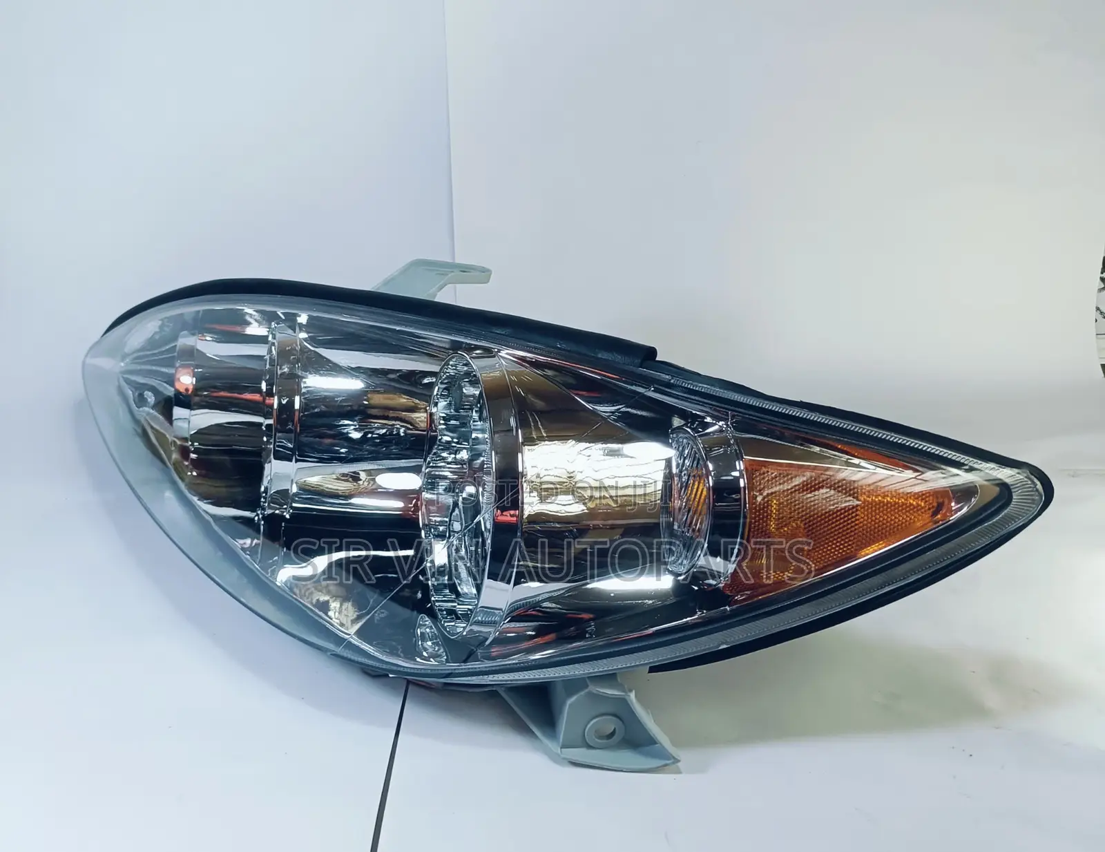 Camry 2005/2006 Headlight (Complete Set)