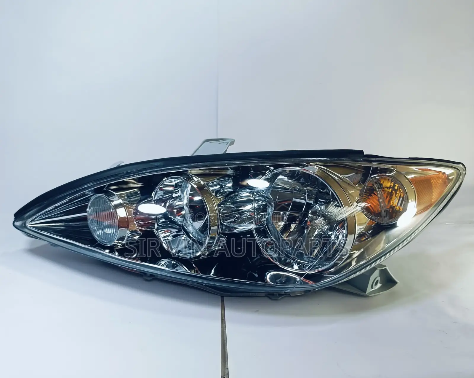 Camry 2005/2006 Headlight (Complete Set)