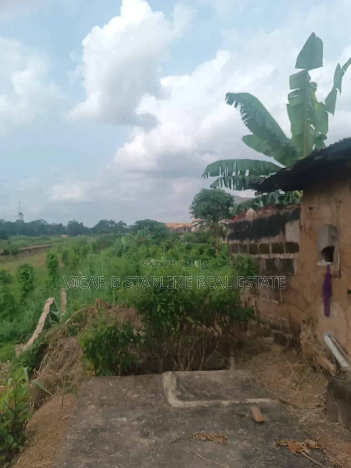 Above 10 Plots of Land With Houses Inside for Sale at Onwe Road.