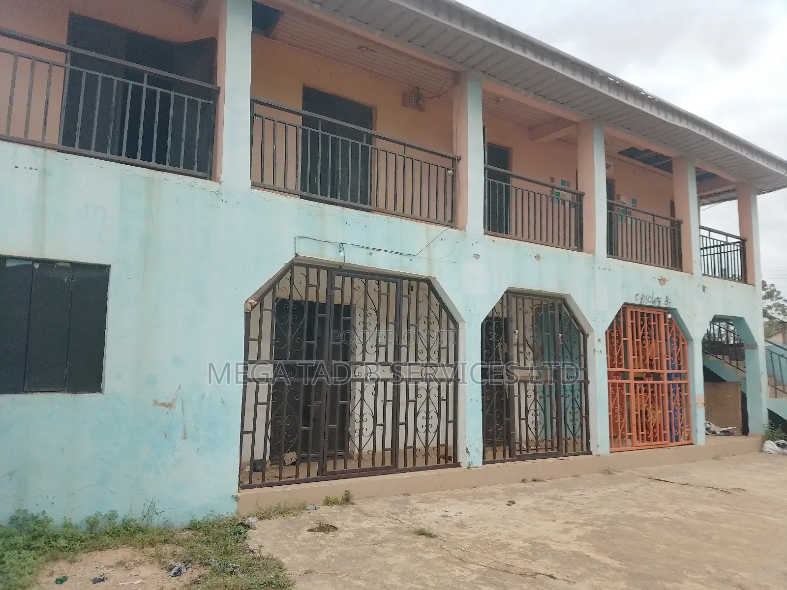 2bdrm Block of Flats in Makogi Estate, Ojodu for sale