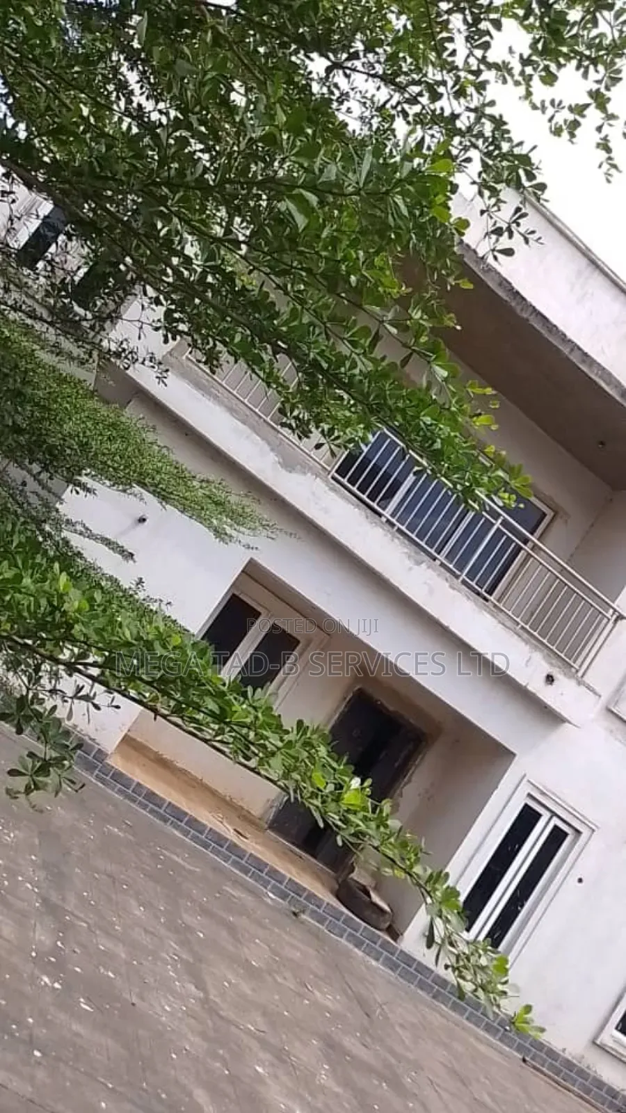 5bdrm Duplex in Bankole Estate, Ojodu for sale