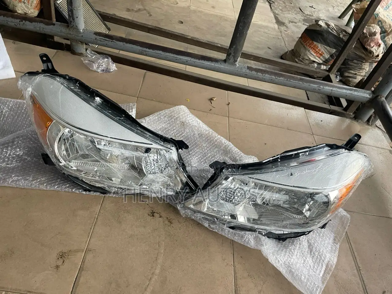 Headlamp Yaris 2015 Hatchback America