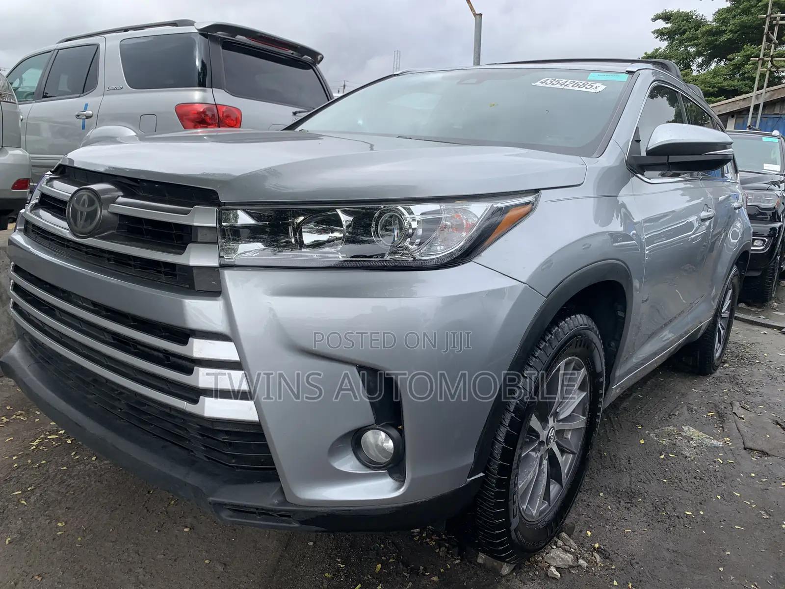 Toyota Highlander XLE 2019 Silver