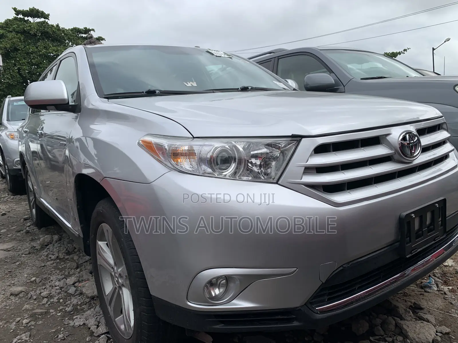Toyota Highlander Limited 3.5l 4WD 2013 Silver