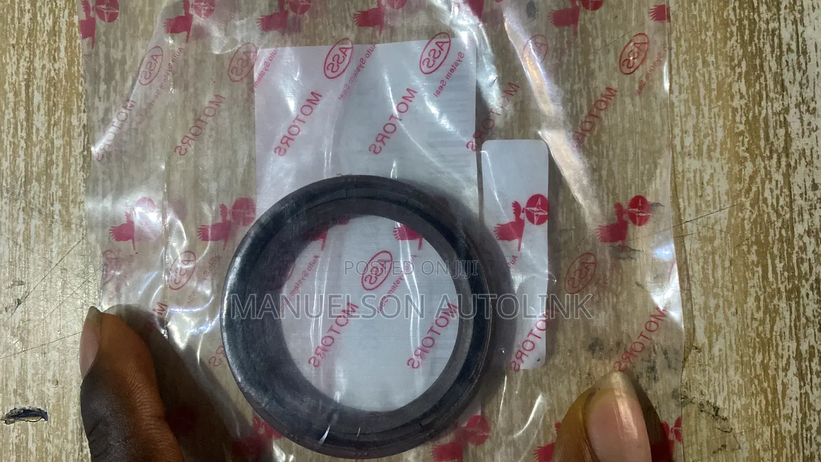 Crankshaft Oil Seal Kia Hyundai Santa Fe Sonata Tucson Toyota Lexus