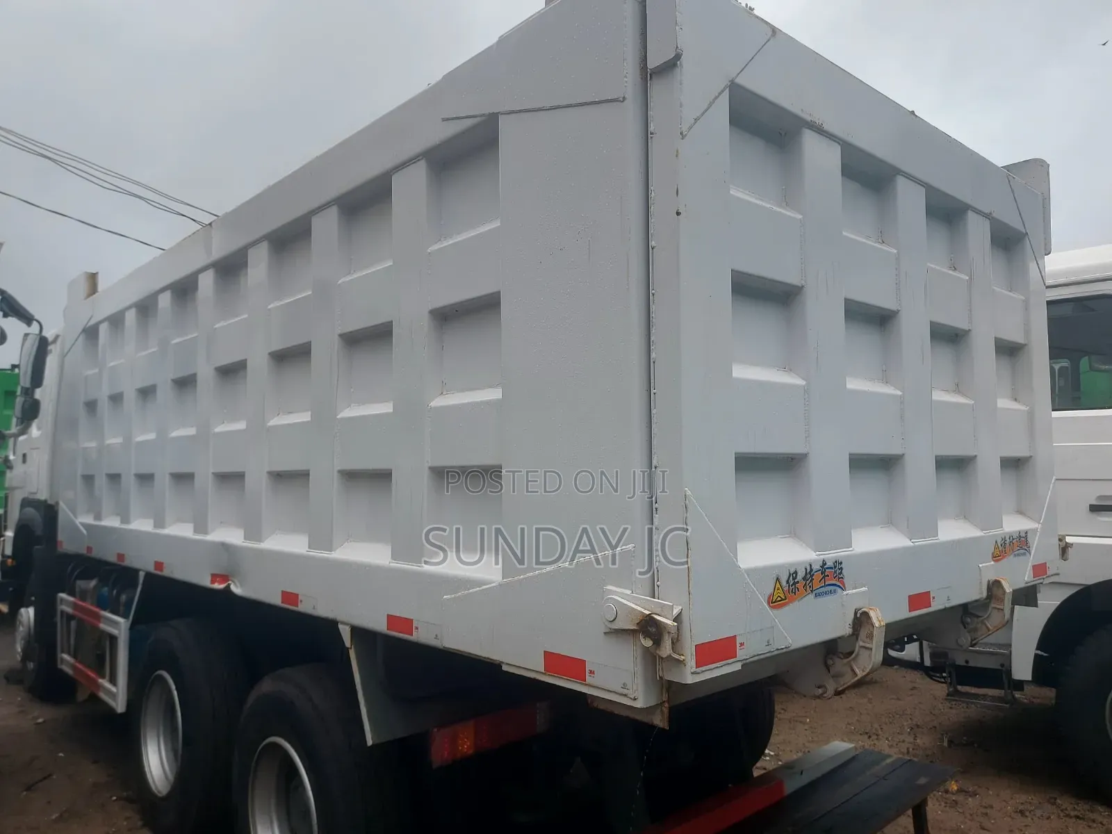 Clean Tokunbo 30tons 371 Howo Ten Tyres Dump Truck Superb E
