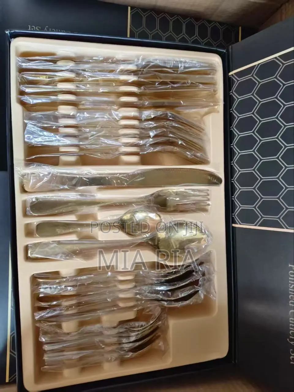 24pcs Gold Cutlery Set