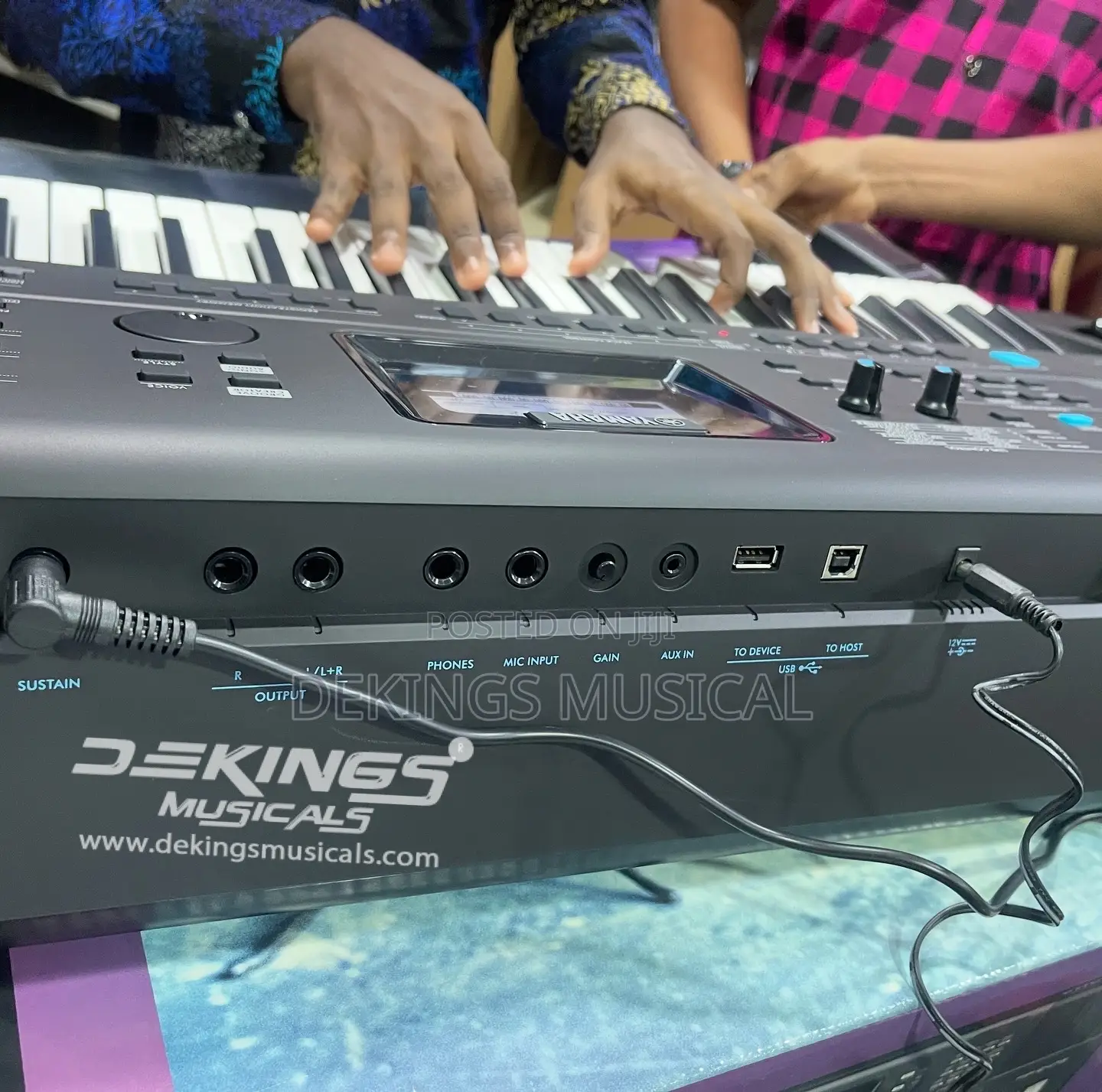 Yamaha PSR E473 Digital Keyboard 61 Keys