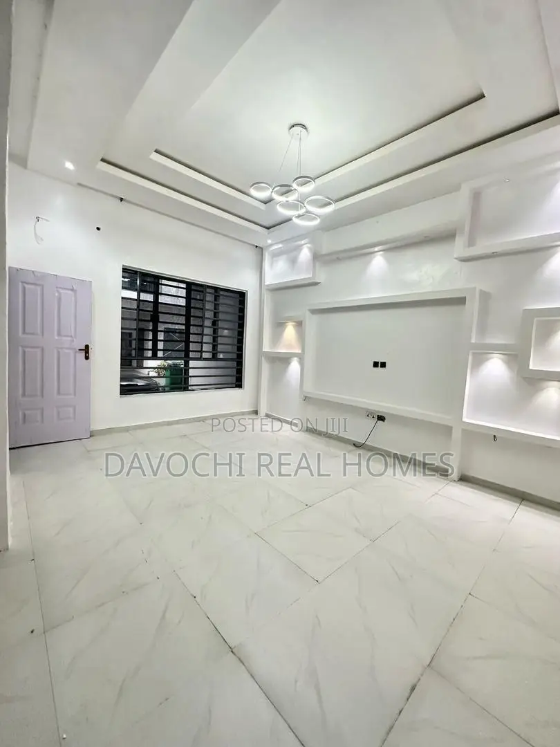 Mini Flat in Orchid Road, Lekki Phase 2 for rent