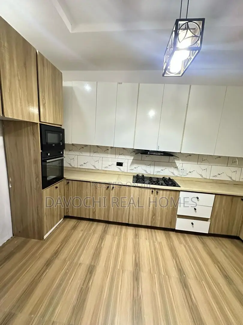 Mini Flat in Orchid Road, Lekki Phase 2 for rent