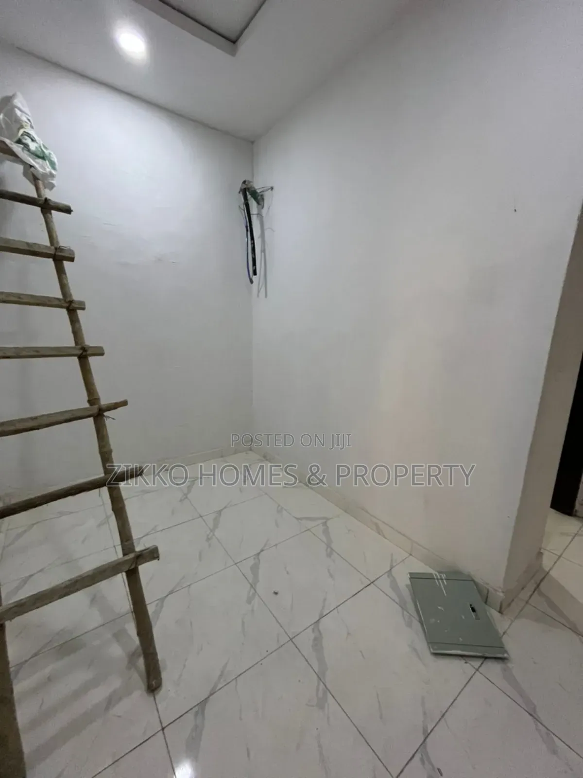 3bdrm Townhouse/Terrace in Abraham Adensaya, Lekki for sale