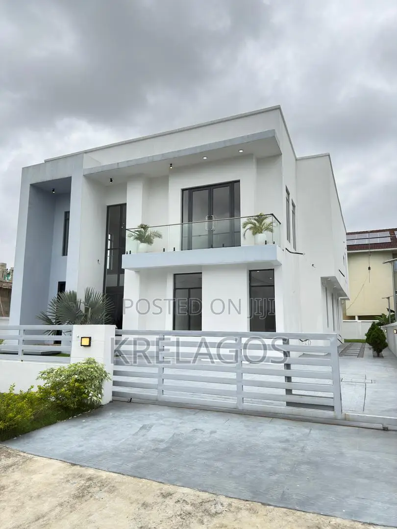5bdrm Duplex in Royal Gardens Estate, Off Lekki-Epe Expressway for sale