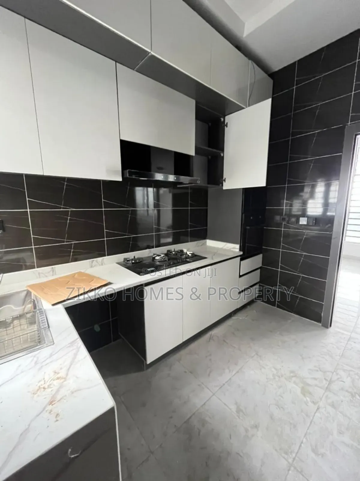 Furnished 4bdrm Duplex in Ikota, Lekki for sale